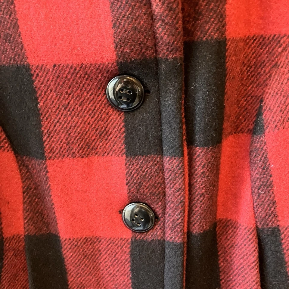 Relativity Women’s Wool Blend Red & Black Plaid Lined Peacoat Size 1X EUC - Image 4 of 4