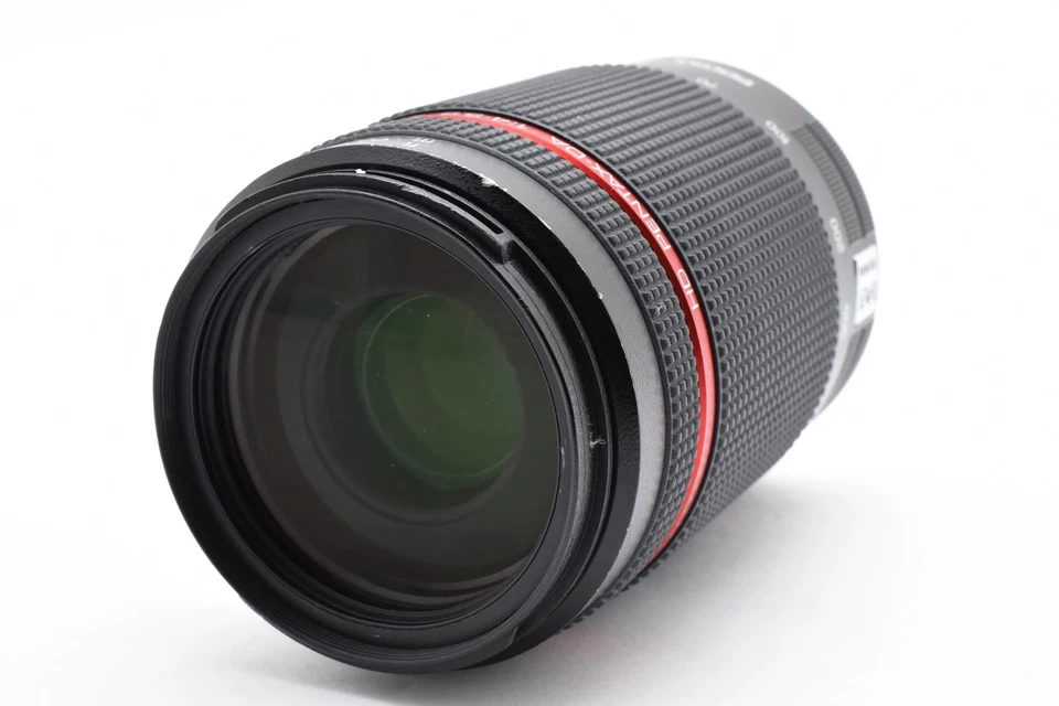 SMC PENTAX DA 55-300mm f/4-5.8 ED WR HD Telephoto Zoom Lens w/Hood [Excellent+] - Image 2 of 4