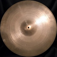 Zildjian 20 Inch Ride Cymbal White Logo, Slight Wear, No Cracks