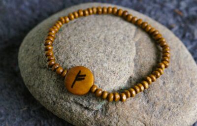 Viking runic stretch wooden bracelet with rune choose your rune - Main Image