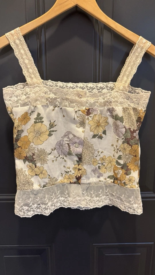 Vintage Patty Woodard California Floral Lace Strap Trim  Top S/M - Image 2 of 4