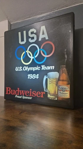 Vintage COLLECTORS Budweiser 1984 USA OLYMPIC TEAM BEER SIGN BAR LIGHT MAN CAVE