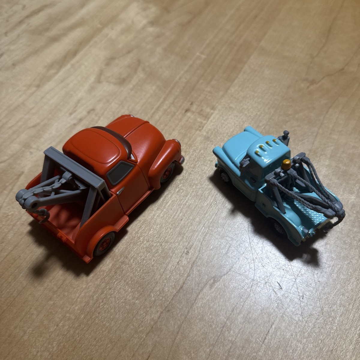 Disney Pixar Cars Story Tellers Collection Bubba & Brand New Mater