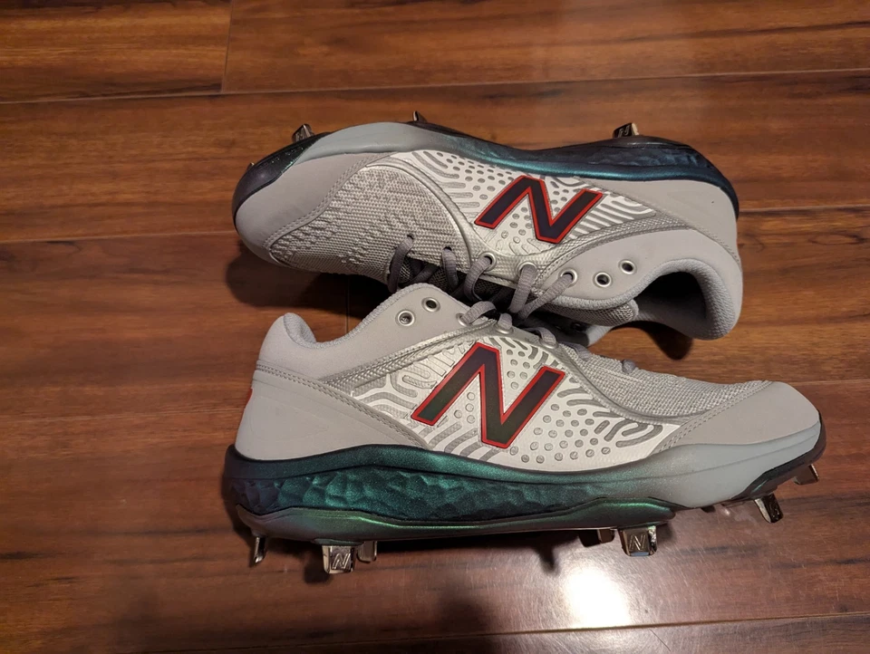 New Balance L3000 Metal Baseball Cleats Mens Size 9.5 Limited Edition L3000AS5 - Image 2 of 4