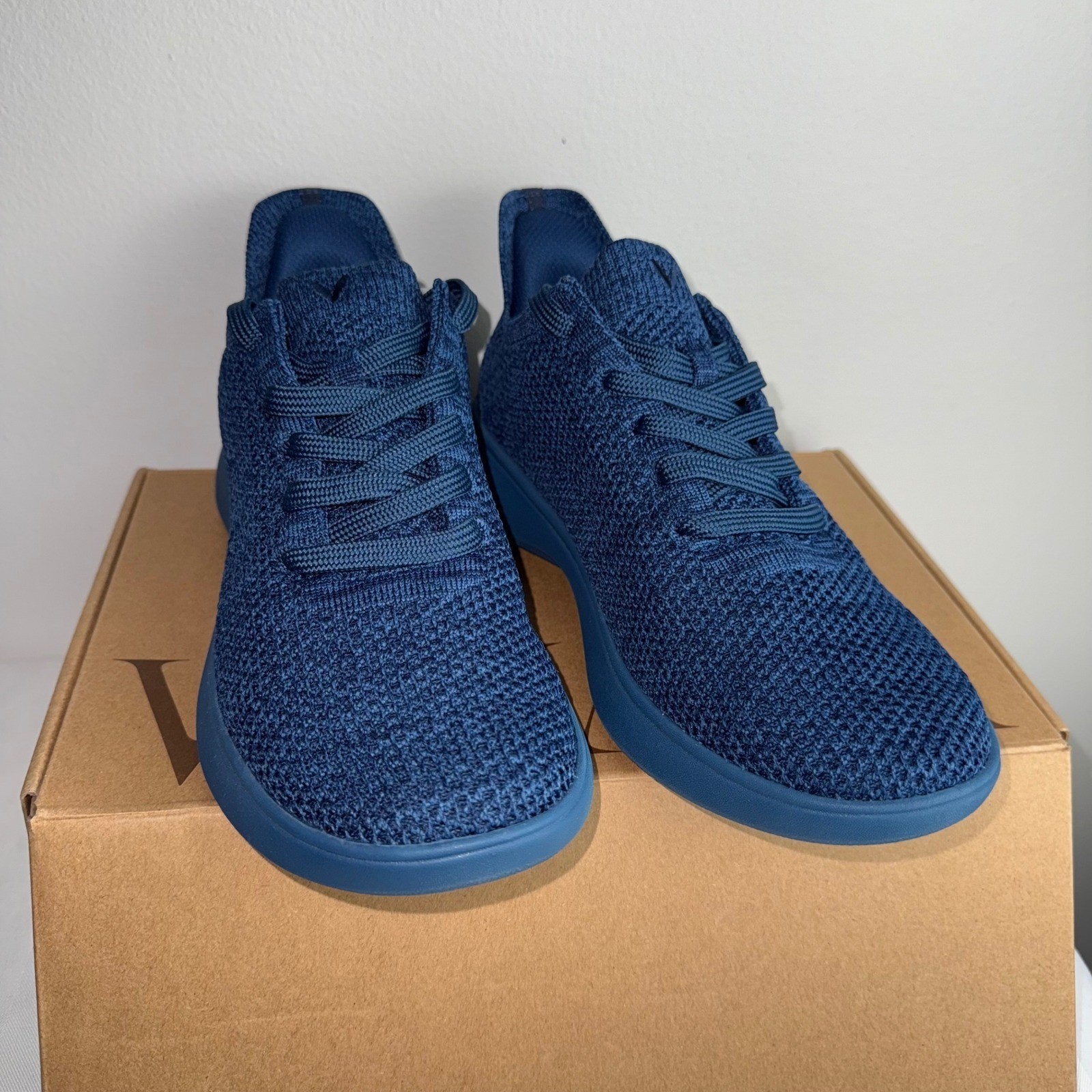 VIVAIA Navy Blue Knit Slip On Sneakers Unisex EU 39 Women 8 Men 6.5 image 5