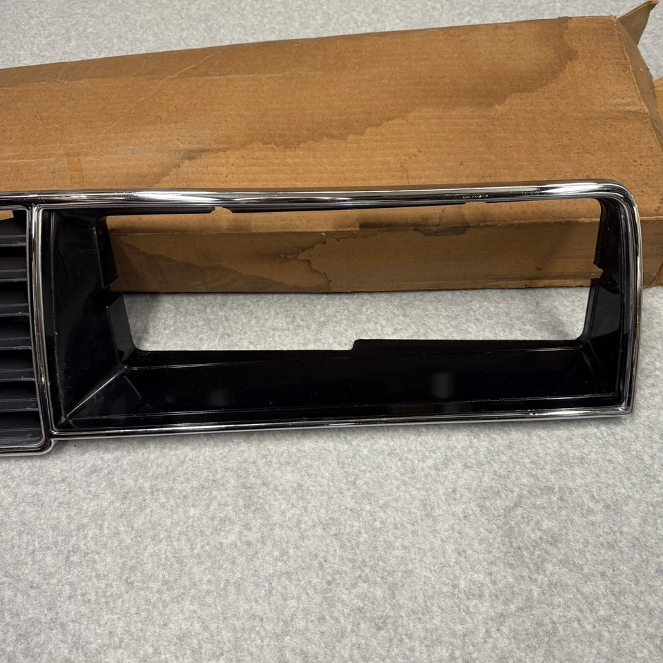 1982-1991 Pontiac 6000 Left Grille Assy Drivers Side New NOS - Image 3 of 4
