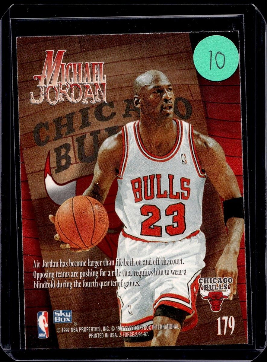 Michael Jordan  本 1992 Michael Jordan Sports Pages Newfield Publications