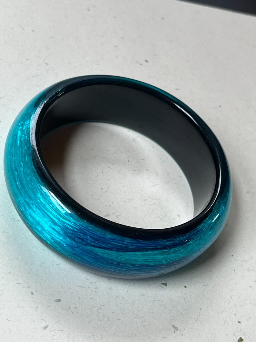 ⭐︎ Thick Faux Fused Art Glass Turquoise & Black Plastic Bangle