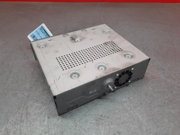 Amplificatore audio Mercedes-Benz Classe S W221 A2218205589 P17710858 - Immagine 3 di 4