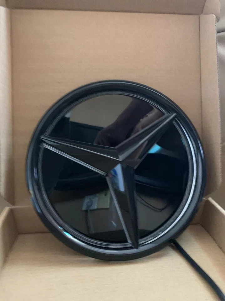 Rejilla delantera negra emblema estrella para W176 W205 W212 luz LED iluminada 2015-18 Foto 2 de 3