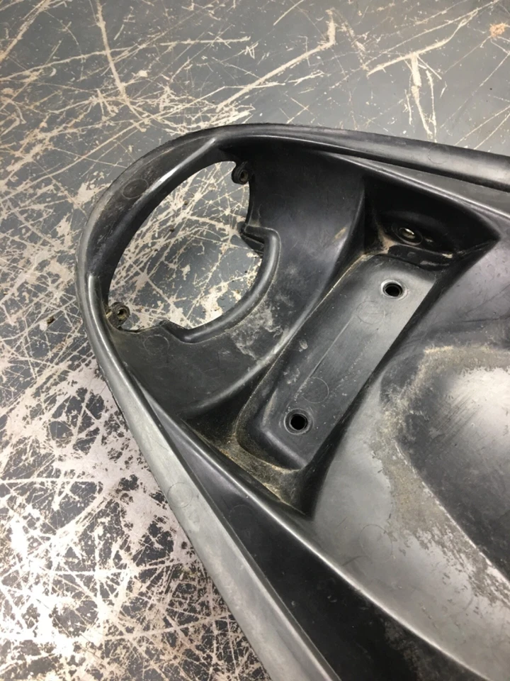 Guardabarros interior trasero Buell XB12R 2008 Firebolt buen fabricante de equipos originales guardabarros inferior Foto 2 de 4