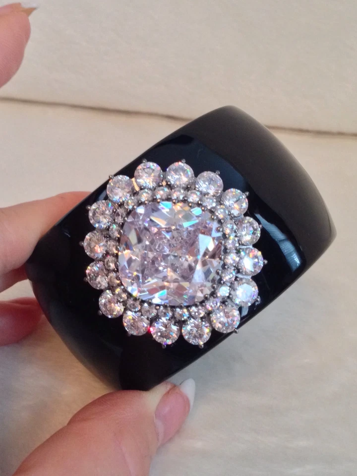 Новый Kenneth Jay Lane PAVE CZ, большой камень черный смолы на петлях браслет - Изображение 4 из 4