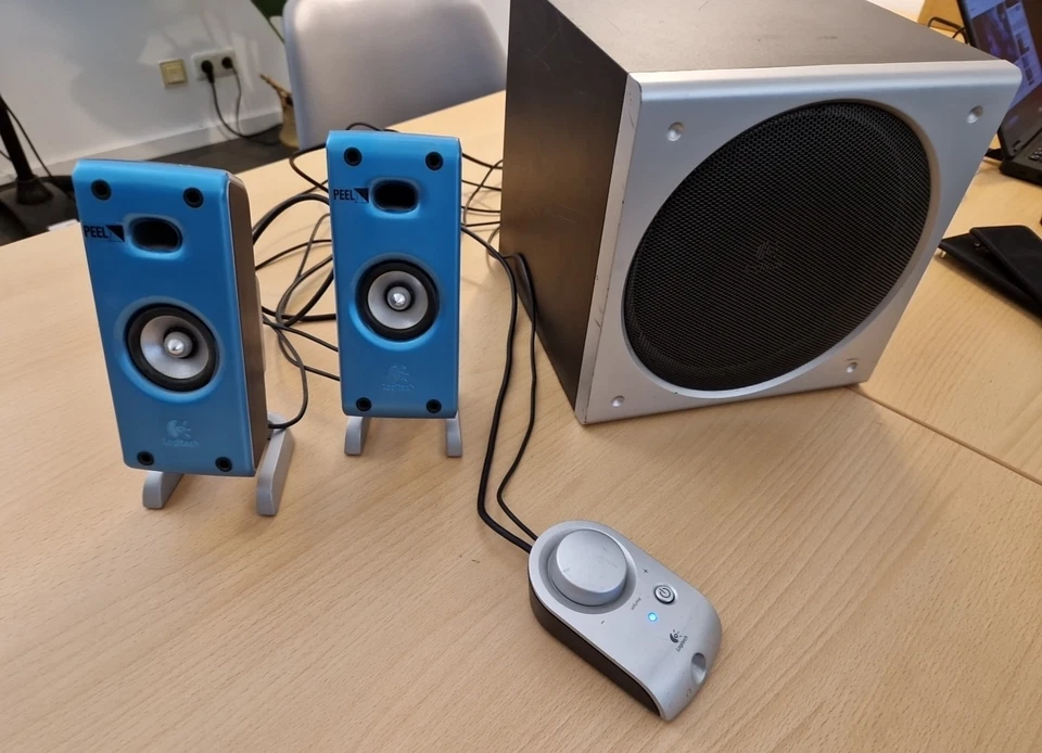 Logitech Z3 Subwoofer Soundsystem 2.1 (Computerlautsprecher) - Bild 4 von 4