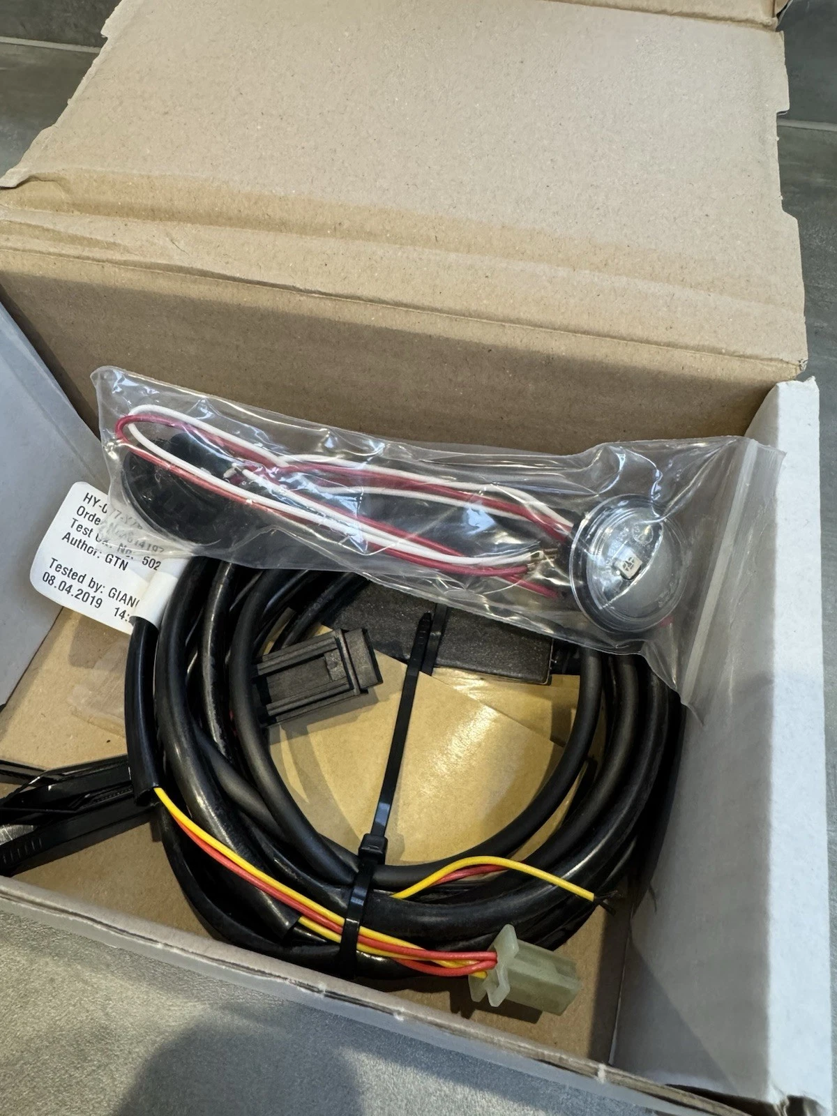 Genuine Kia LED Front Area Footwell Illumination Light White 66650ADE20 New 6