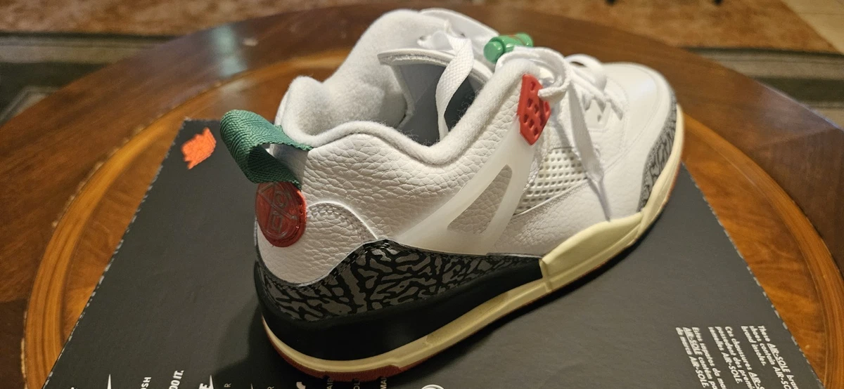 Jordan Spizike Low SE Größe 9,5 Herren rot schwarz auf weiß. Mexiko Farben