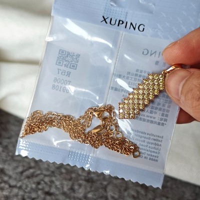 NEU Xuping vergoldet Anhänger Amulett Charm Halskette volle Zirkonia
