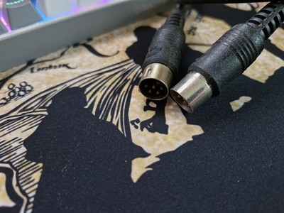 offizielles serielles Kabel Commodore C64 1541 1571 3ft 50cm DIN 6 PIN