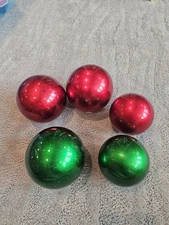 5 Decorative Balls Ornate Orbs Spheres 3."  4."  Diameter Red Green Christmas 