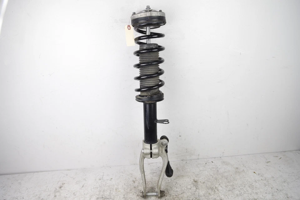2017-2020 BMW 530I 540I G30 XDRIVE FRONT RIGHT PASSENGER SHOCK STRUT SPRING OEM - Image 3 of 4
