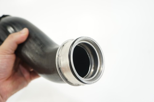 07-2009 mercede w211 e320 DIESEL driver left intercooler hose pipe 2115282482 - Picture 10 of 12