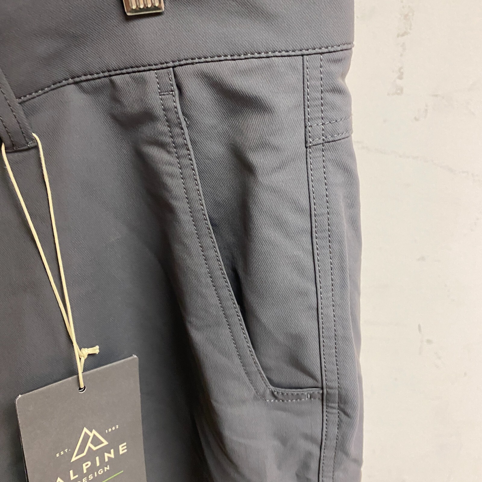 Alpine Design Men's M AD Trailhead Tech Modern Fit Pant Asphalt ADM23910 New!