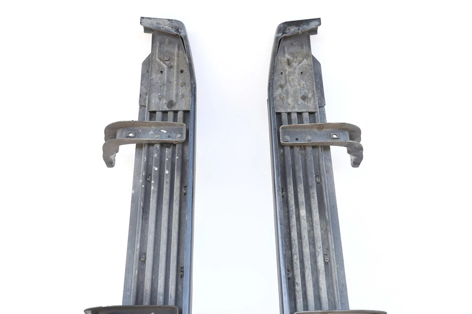 Juego de rieles escalonados izquierda/derecha Infiniti QX56 04-10, A947, OEM, 2004, 200 Foto 3 de 4