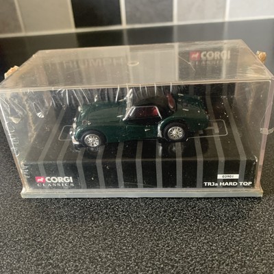 Triumph TR3A Hard Top - British Racing Green Corgi 03901 1:43  Factory Sealed