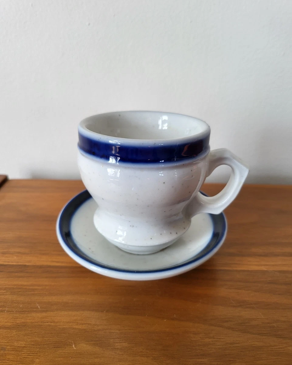 Lot de 4 anciennes tasses bistrot Brulots, France