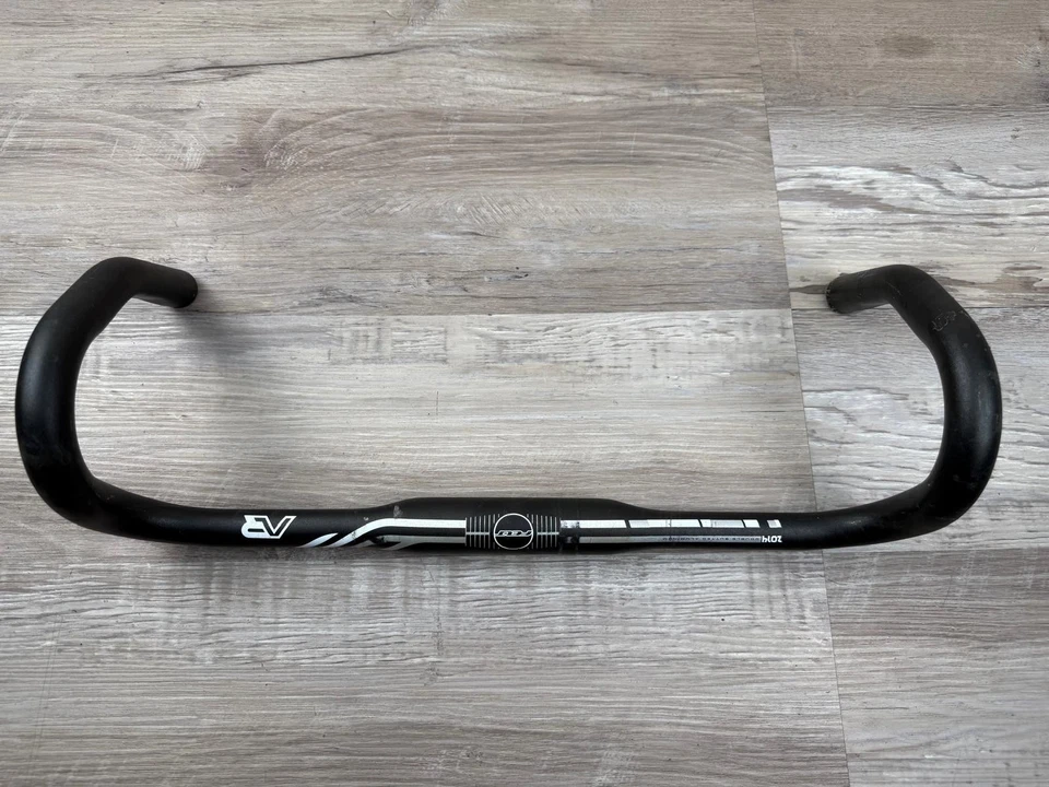 Фетровый алюминиевый дорожный нагрудник руль AR с двойным соплом 42 см x 31,8 мм зажим - Изображение 2 из 3