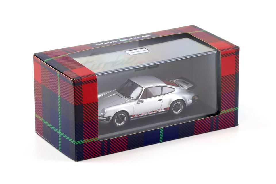 1:43 Spark Porsche 911 Turbo Coupe Nr.1 Louise 1974 Argento MAP DEALER - Immagine 3 di 3