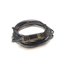 Omron E3X-A41 Photoelectric Sensor 10-30 VDC PNP 35mA Max W/ Fiber Optic Cables