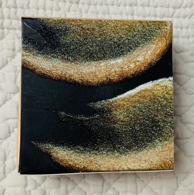 nyx a bit jelly highlighter