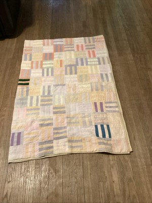 Vintage Handmade Quilt Full or Twin Bedspread Blanket Farmhouse Cabin Antique