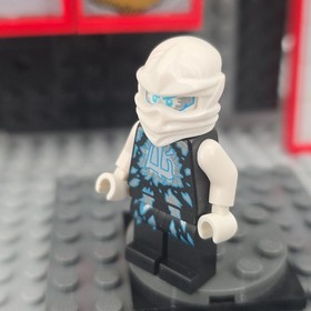 LEGO Ninjago Zane Minifigure Airjitzu Possession 70730 EUC C16-4 