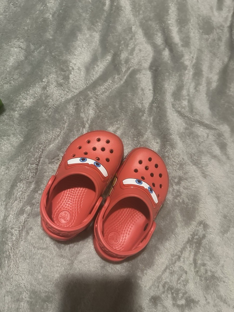 Crocs Lightning McQueen Clog Toddler Size C10 Disney Pixar Cars