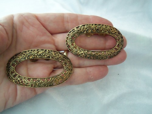 Vintage Gold Tone Openwork Filigree Shoe Clips - Picture 4 of 7