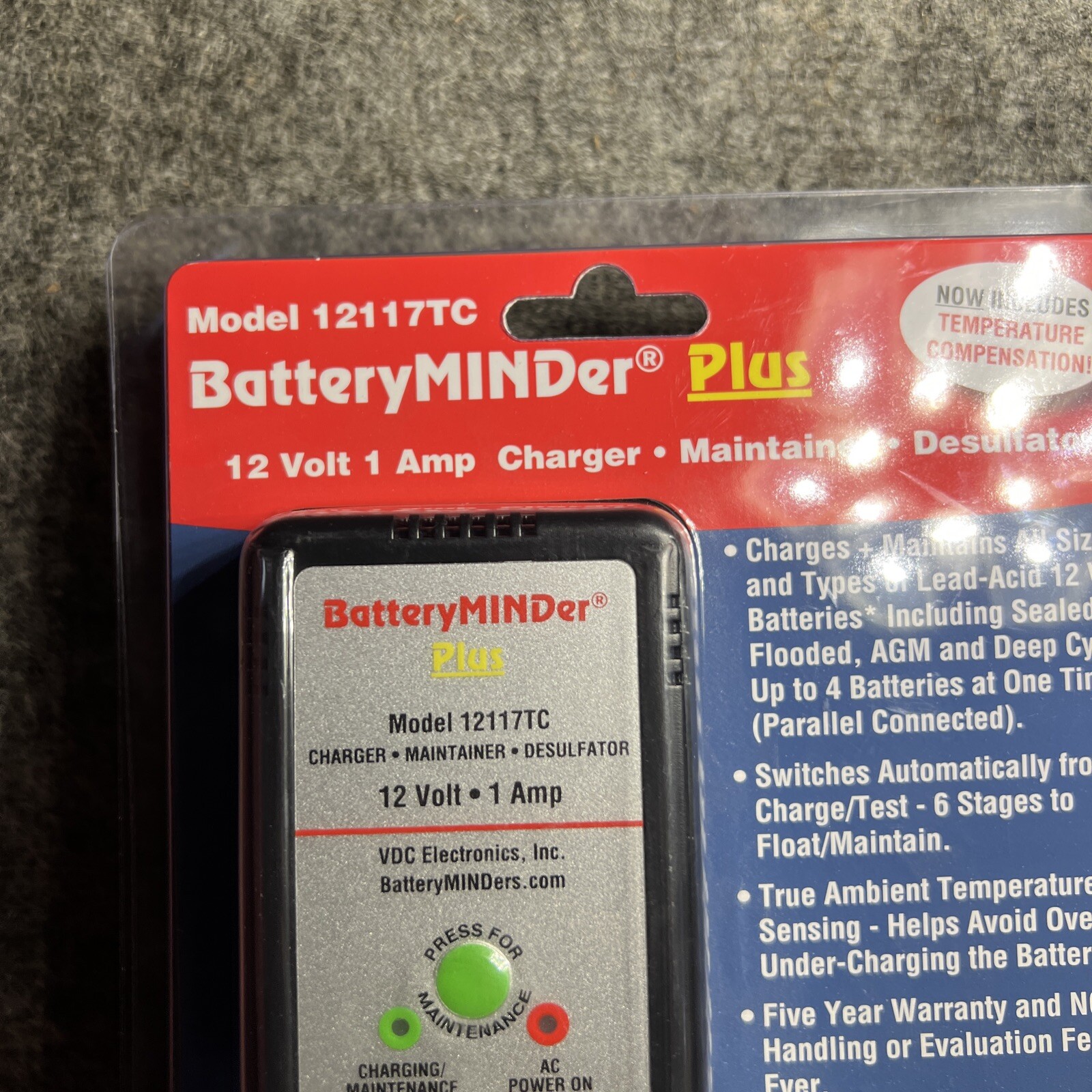 BatteryMINDer Plus Battery Charger/Trickle Charger/Desulfator — 12 Volt