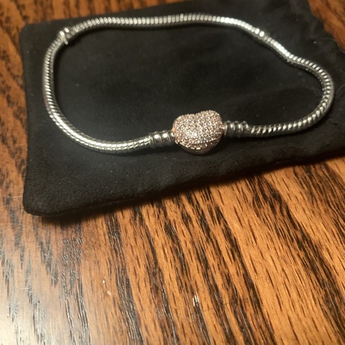 Pandora Rose Pave Heart bracelet 8 Inch 