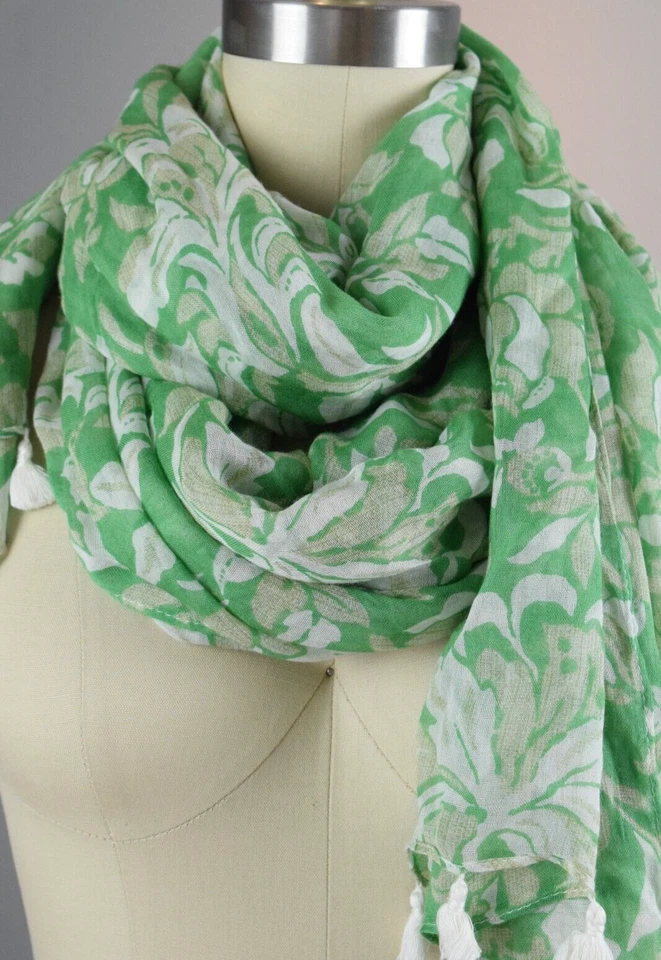 ANN TAYLOR NUEVO CON ETIQUETAS Bufanda Estampado Floral Envoltura Larga Verde Primavera Borlas OS Foto 4 de 4