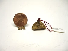 Dollhouse Miniature Artist Round 1/2 scale Flower Basket  #94