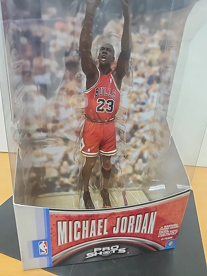 Pro Shots Upper Deck Michael Jordan NBA Finals 1998 Winning Last Shot Figure - Image 2 of 4