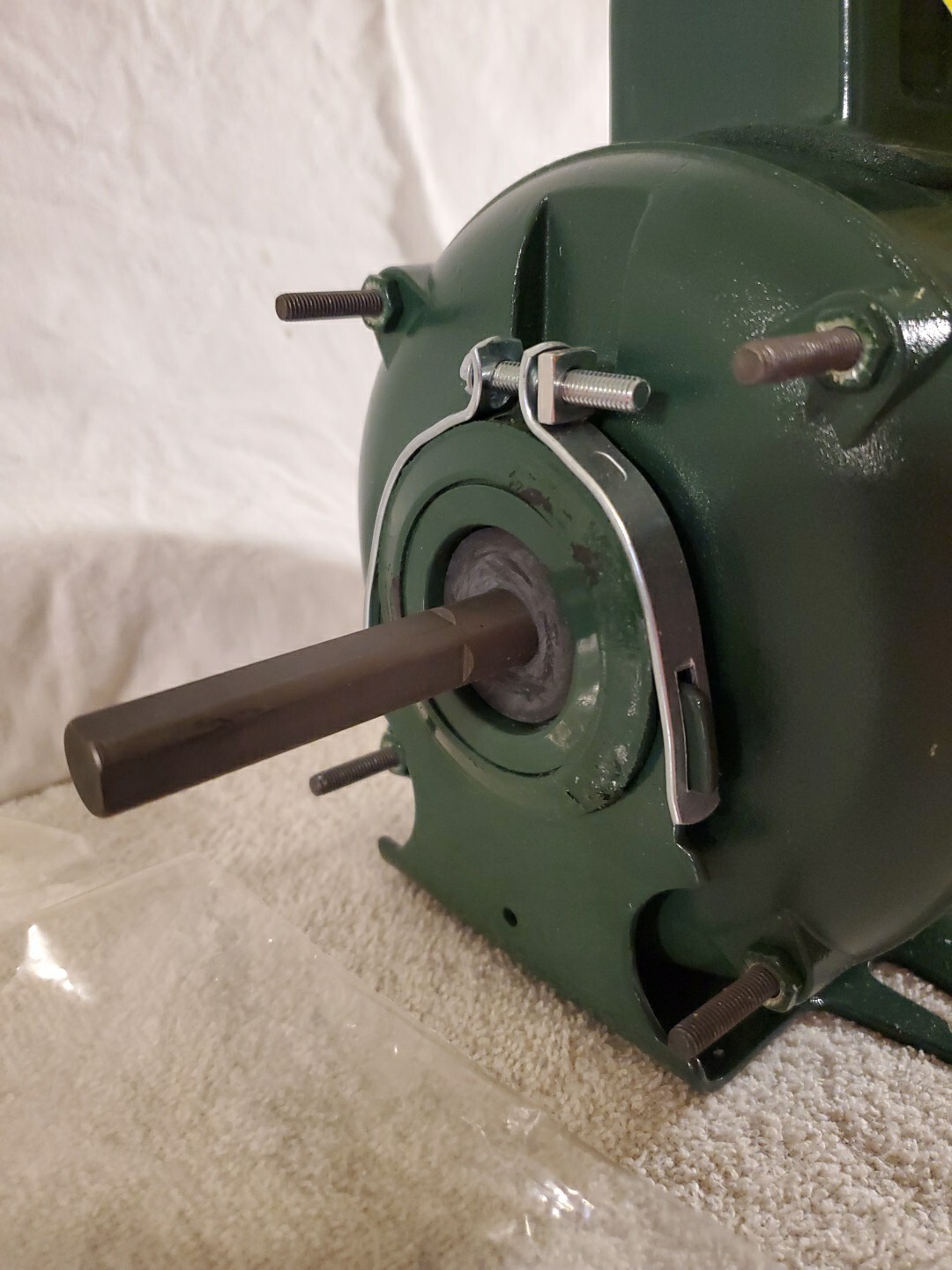 DAYTON Agricultural Permanent Split Capacitor Fan/Blower Motor 1YAZ5BG NOB NEW