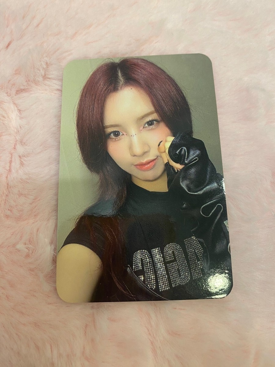 KPOP WOOAH [UNFRAMED] 2nd Mini Album official photocard PHOTO CARD