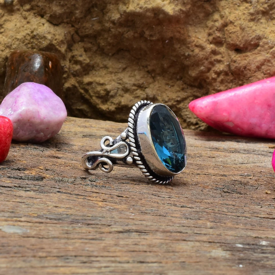 Maravilloso anillo hecho a mano de plata de ley 925 con piedras preciosas de espinela negra todos los tamaños Foto 2 de 4