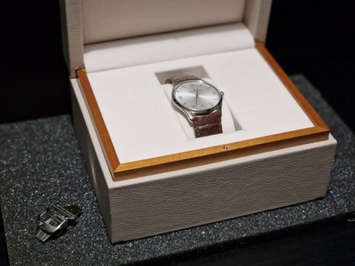 Jaeger-LeCoultre Master Ultra Thin 172.8.79.S Q1348420 TOP Original-Papiere, Box
