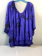 Pure Energy Women's Blue Floral Blouse Top Size 3 Flowy Butterfly Arms Smocked