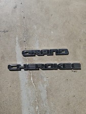2017-2021 Jeep Grand Cherokee Lh Rh Front Door Nameplate Emblem Oem 2017-2021 Jeep Grand Cherokee Lh Rh Front Door Nameplate Emblem Oem