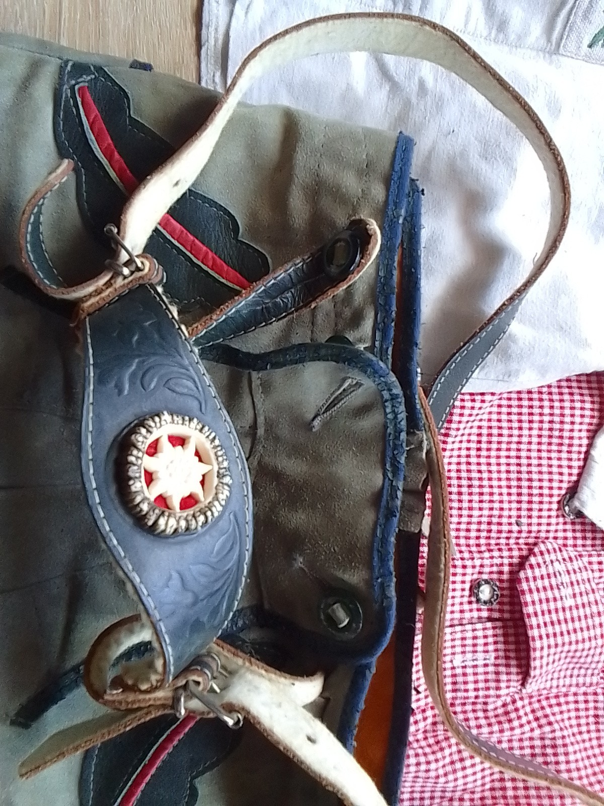 Bild 6 von 9