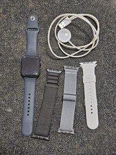Apple Watch Series 8 - GPS - 45mm - Black Aluminium Case, Silicone Band