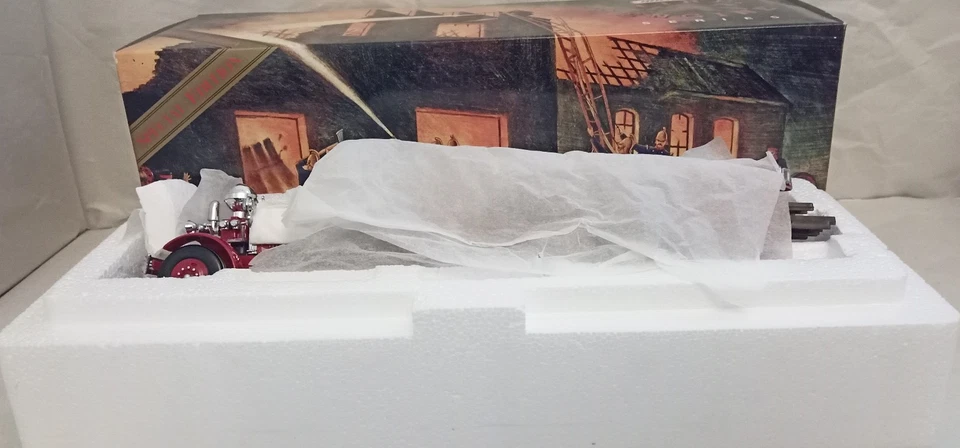 Matchbox Models Of Yesteryear 1930 Ahrens- Fox Quad Fire Engine 1/43 YSFE01 BNIB - Image 3 of 4